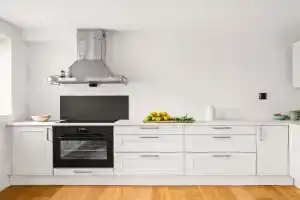 Spacious Gem In Old Town I NEW 2025 I 3 Bed 2 Bath Apartments, Bergen