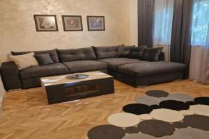 Z - apartment 2, Tryavna