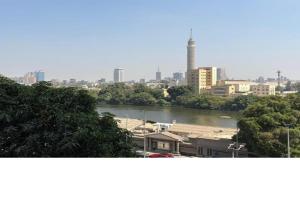 Emak Nile View Apartment, Cairo