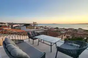Sea&Lesbos View Duplex, Courtyard&Rooftop, Apartments, Ayvalik
