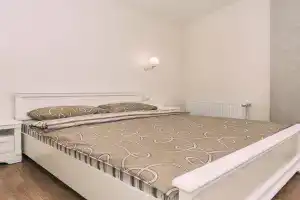 Apart Kondratyeva, Sumy