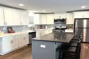 Uptown in 6 Mins - Game Deck Guest house, Charlotte