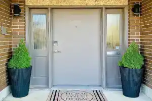 4BR 2BA Downtown-View Cozy House with Parking, Pet-Free, Burnaby