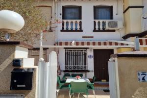 Bungalow Pitxintxo Gran Playa Guest house, Santa Pola