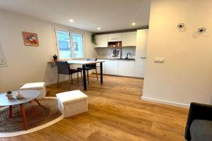 Studio cosy rénové en plein coeur du bourg, Carnac