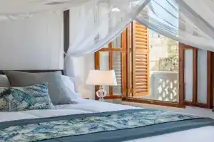 Fort View Luxury Accommodation Hotel, Bububu