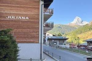 Edelweiss Apartment by Inspiringplaces, Zermatt