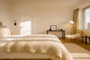 Cozy & Relaxing Apartment - Bus & Tram at Door, Antwerp
