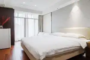 SEEU Designer Apartment - Qiaoxiang Metro, Futian, Shenzhen