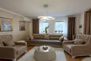 Apartman PETRA QUEEN, Pluzine