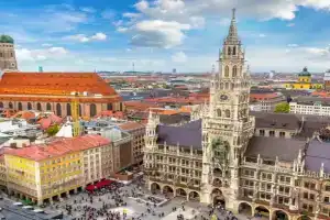 Nice and big Apartment for up to 10 people in a very good Location of Munich! Good for Oktoberfest!, Munchen