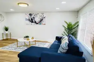 Vacay escape, rooms in, Charlotte