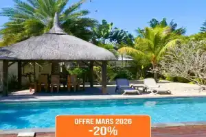 Villa Expérience Premium - Idéal Couples&Familles - 4min Plage Pereybère - Parking gratuit - Piscine privée - Jardin tropical - Ménage 3x par semaine - Intimité totale - Chic et authentique, Pereybere