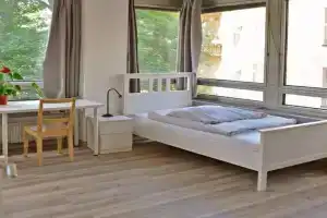 Junges Wohnen am Museumsufer im 2 Stock Hostel, Frankfurt am Main