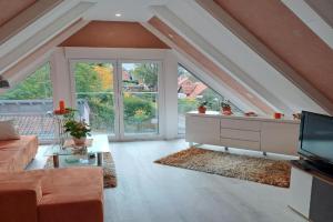 DESIGN-LOFT Brockenblick -Netflix-Smart TV-WLAN-Wallbox-Kaffeevollautomat-Balkon- Panoramaaussicht-Getränke-Pizza-Snacks Apartments, Wernigerode