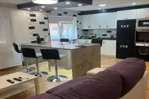 5 min a pie del centro parking free Apartments, Valladolid