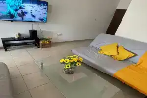 Sunflower Apartments, Oroklini