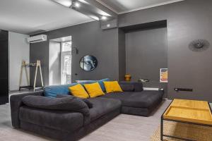 Cozy Apartment by the Sea with a Private Courtyard, Odessa