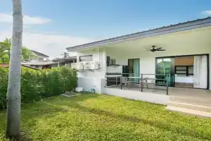 DC Resident Hotel, Chalong