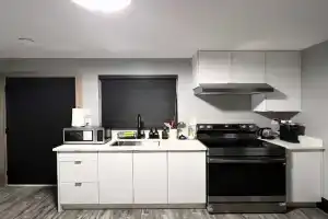 Spacious 2-Bedroom Retreat in, Burnaby