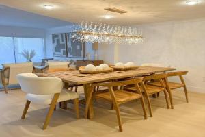 New! Costal Villa 2 Kings Masters, Marina, Pool & Pickleball, Key Largo