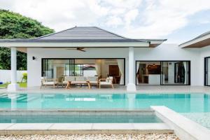 Luan Residence 3BR Pool Walk to Beach and Village, Ban Khlong Mae Nam