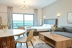 Luxury Studio Near Downtown, Dubai
