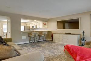 Near Airport and Interstate Houston Area Townhome Apartments, Humble