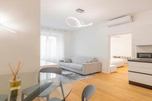 Schiaparelli4 - Central Station Suite - B Home Apartments, Monza