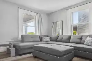 5BR Home-Walk to & Aquarium Guest house, Niagara Falls