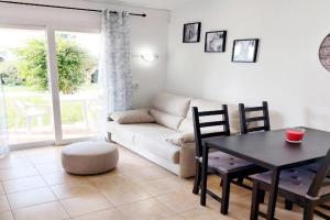 Joan Ap Park CB APM 2142 Apartments, Ciutadella