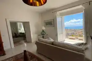 Casa di Candida, Amantea