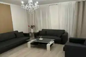 Apartment 1, Gera
