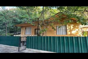 Temos cottage, Borjomi