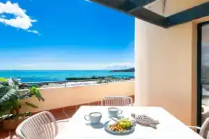 Blue Beyond Airlie Apartments, Airlie Beach