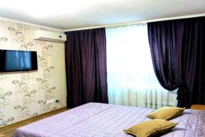 1 k bilya metro Studentska Apartments, Kharkiv