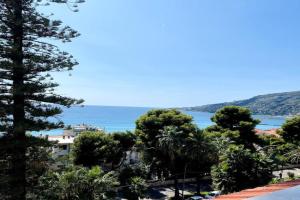 Luxury Penthouse Belvedere Suite -, Ospedaletti