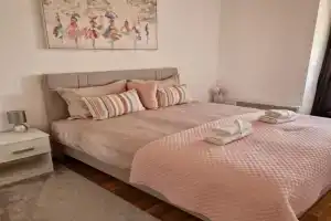 Apartman IRIS, Pirot