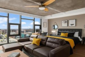 Bright n Airy Studio Perfect City Escape 8, Birmingham