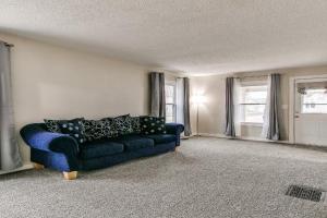 Cozy House Near Iowa State Fairgrounds!, Des Moines