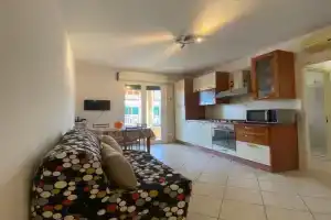 Casa Flora a pochi passi dal centro di, Albenga
