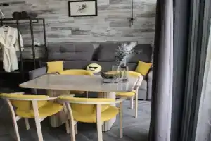 Mirodil House, Jablonitza