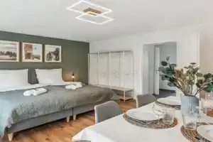 Modernes 6-Betten-Apartment mit Balkon und Parkplatz - zentrale Lage, Aalen