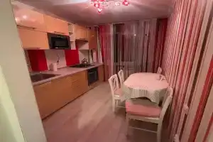 Dvuhkomnatnye apartamenty na Malinovskogo, Odessa