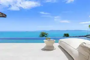 Rosa Del Mar Seaview Villa with gym, Ban Bang Po