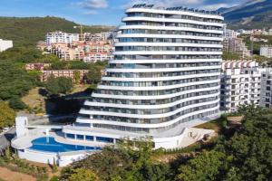 Skyline resort CG, Rafailovici