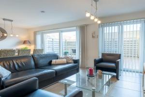 Apartment Zandloper III with terrace by Interhome, Oostende