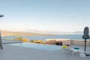 Eleage Villas, Nikiana