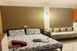 Hello Rooms, Verona