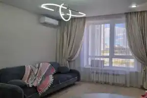 Elitnye apartamenty v biznes-komplekse s vidom na mechet, Astana